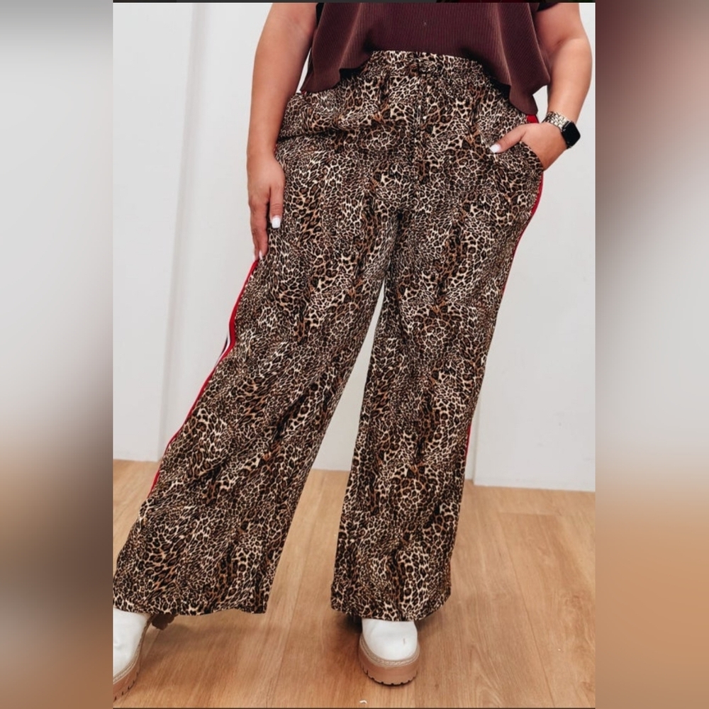 Boutique Leopard Print Wide Leg Pants with Red Accent, NWT - Picture 4 of 10